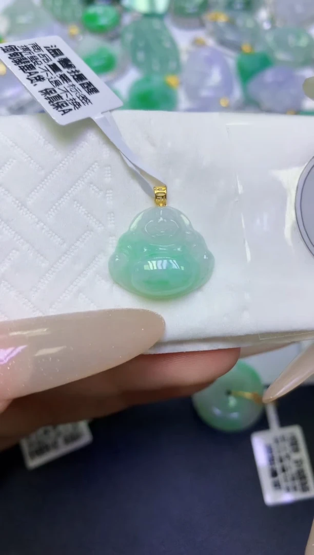 颈饰18K金镶嵌翡翠天然缅甸翡翠A货百元以上9元证书费自理