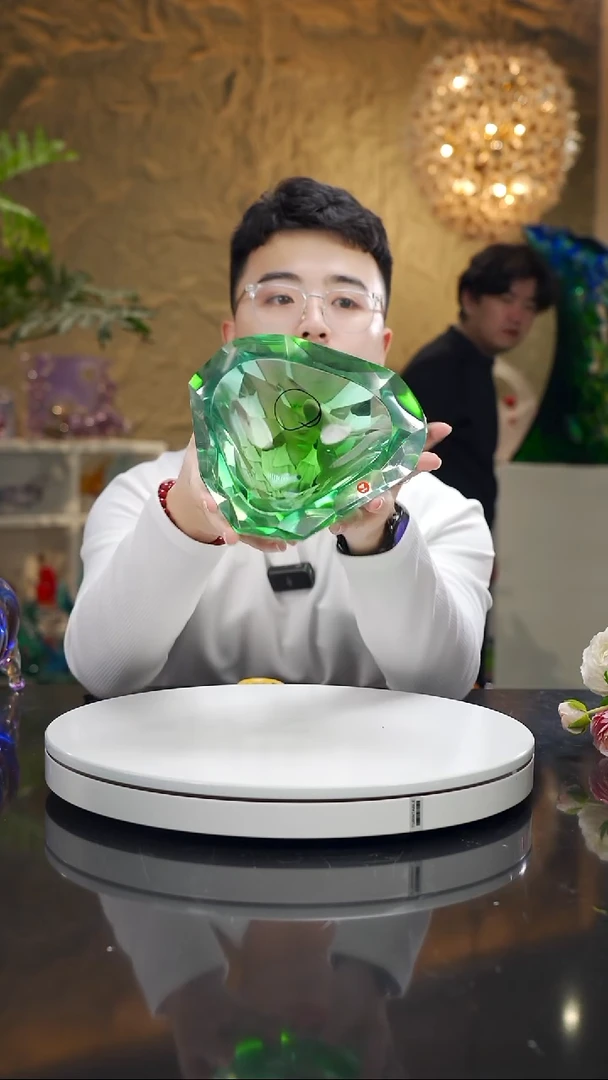 手工艺品琉璃三角绿色烟灰缸微瑕14号