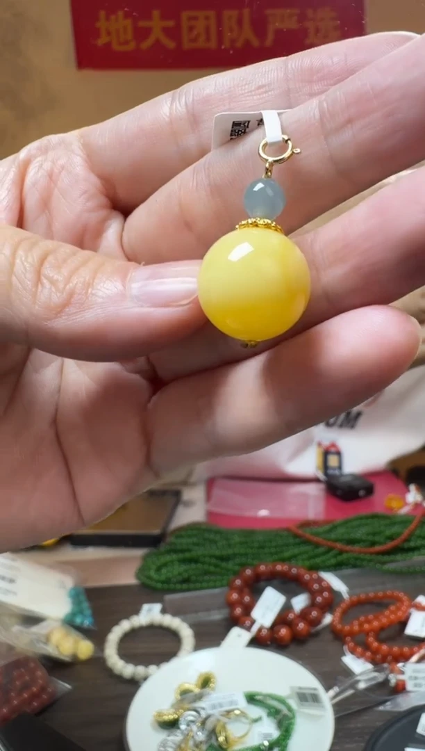 琥珀吊坠(不含链)银S925镶嵌蜜蜡圆珠搭翡翠圆珠S925银配件单珠