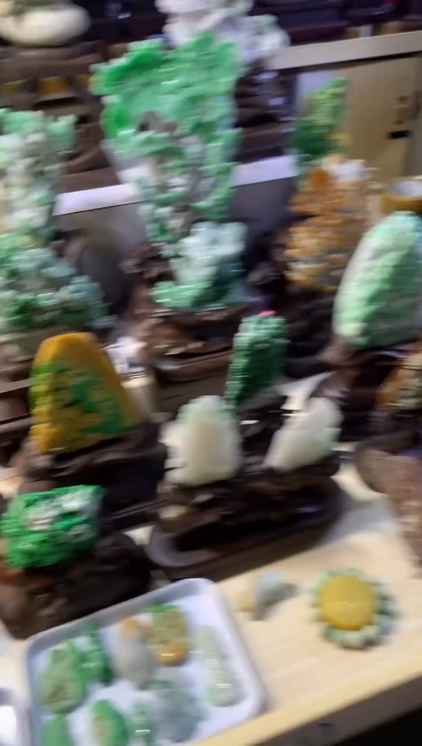 未镶嵌挂件翡翠猫*翡翠摆件