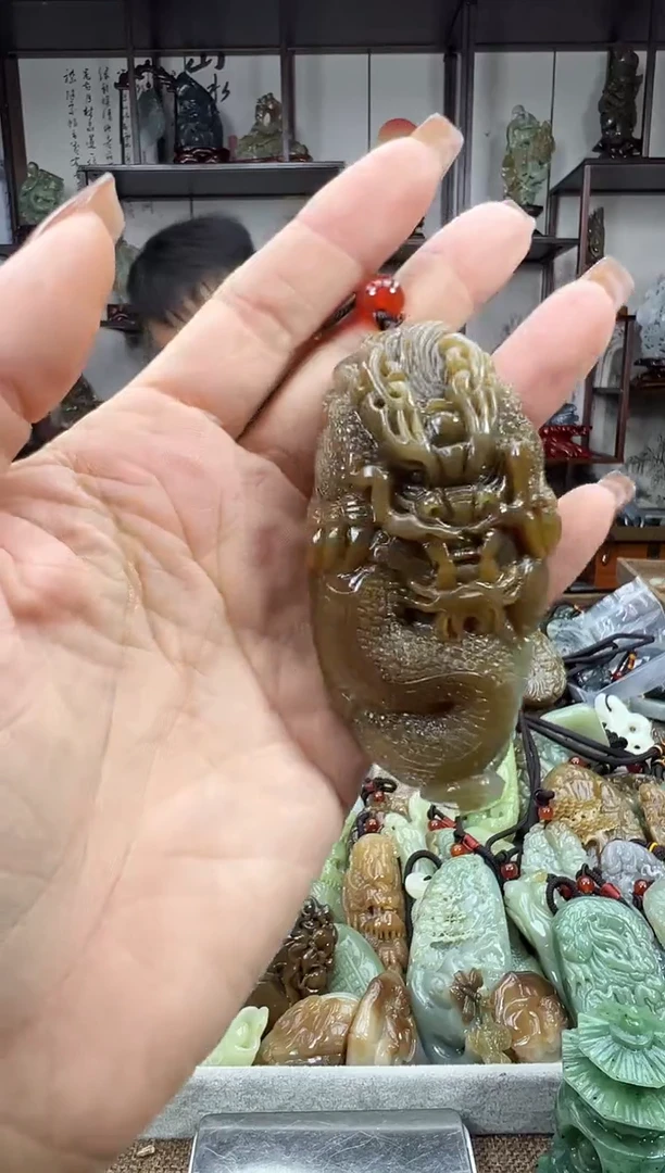 未镶嵌和田玉把件1