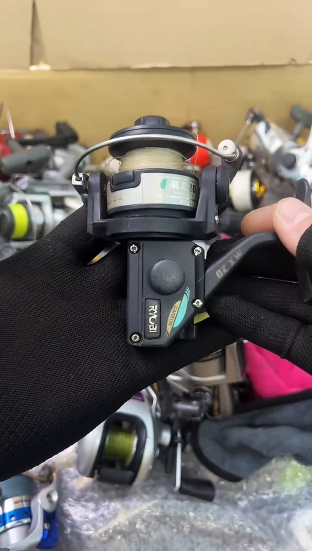 小**头微瑕钓鱼轮，直播间讲解为准，看清楚再拍，如有拆卸不退不换