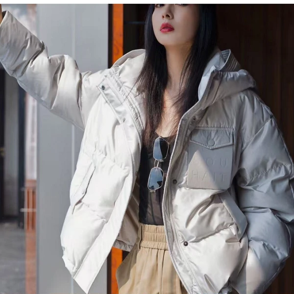 2025冬季女生设计师羽绒服外套 YL0C00099057