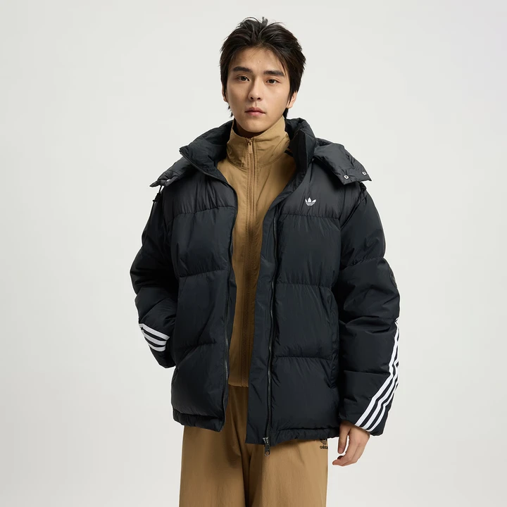adidas/阿迪达斯三叶草男保暖运动宽松鸭绒连帽面包羽绒服KC0173