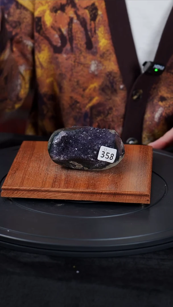 【闪购商品】紫晶大型摆件（非配饰）未镶嵌水晶