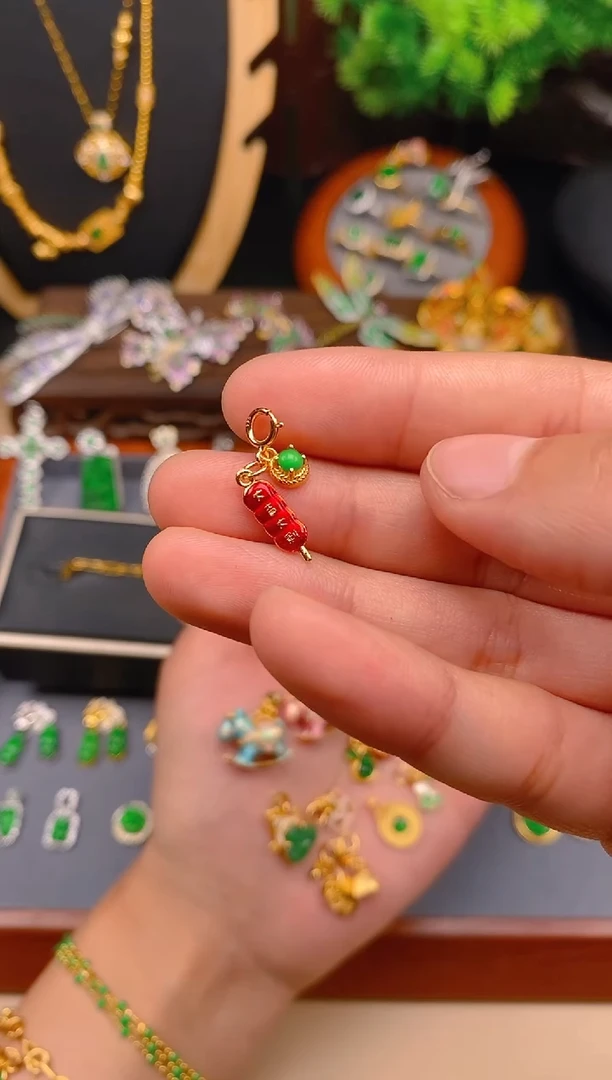 【闪购商品】翡翠吊坠(不含链)银S925镶嵌冰糖葫芦