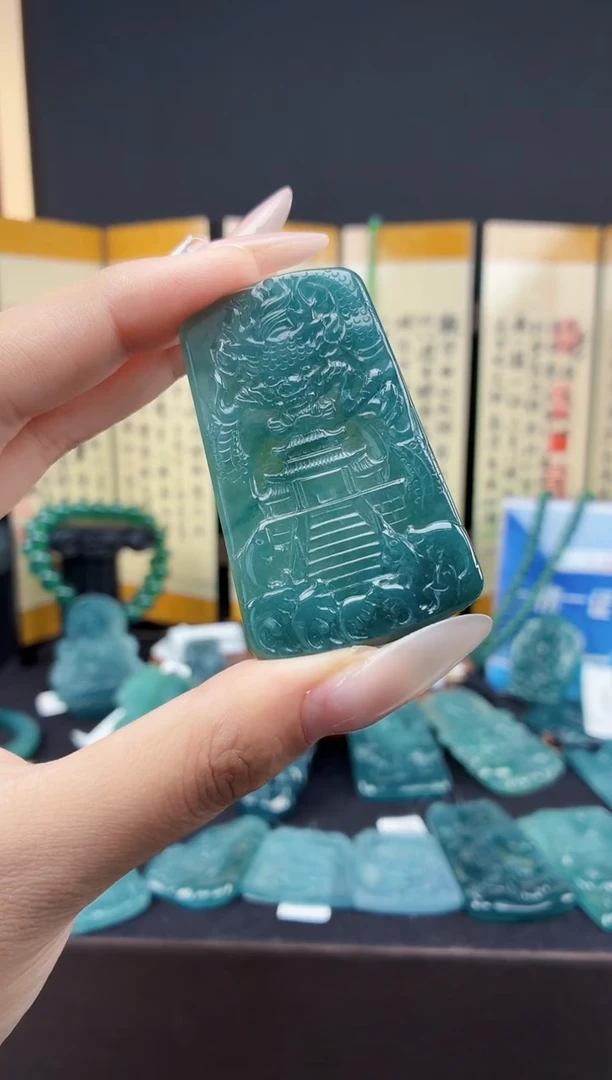 颈饰未镶嵌翡翠DLZ25111567