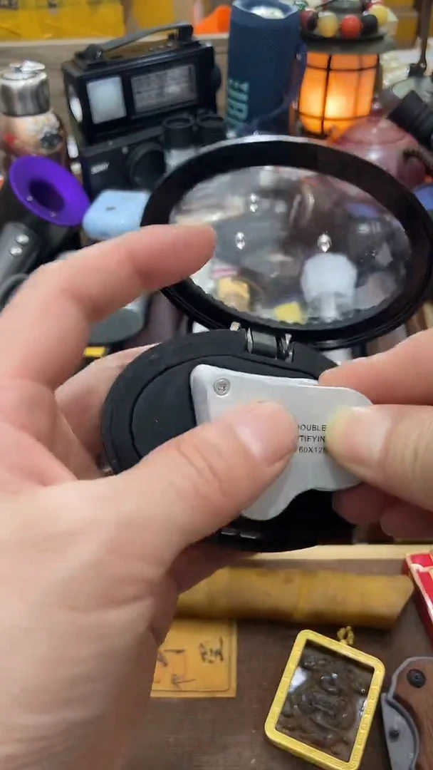 瓷片闪购商品 如图所示