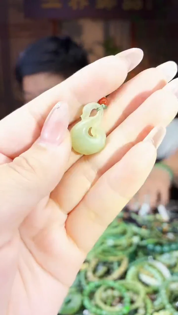 颈饰未镶嵌和田玉多样性发货拍一发一