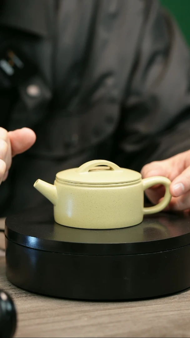 茶壶紫砂之**果H2333范菊芳本绿光素汉瓦