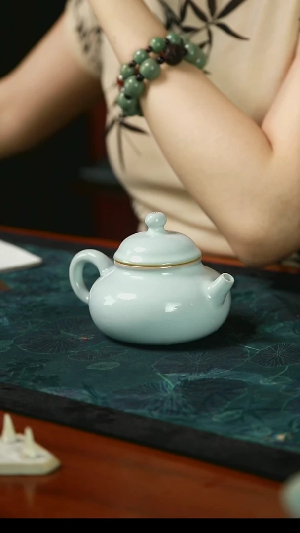 容天壶 支钉  月白  周鸣 一级品