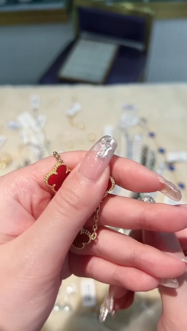 【闪购商品】玛瑙/玉髓手链18K金镶嵌红五花手链yz