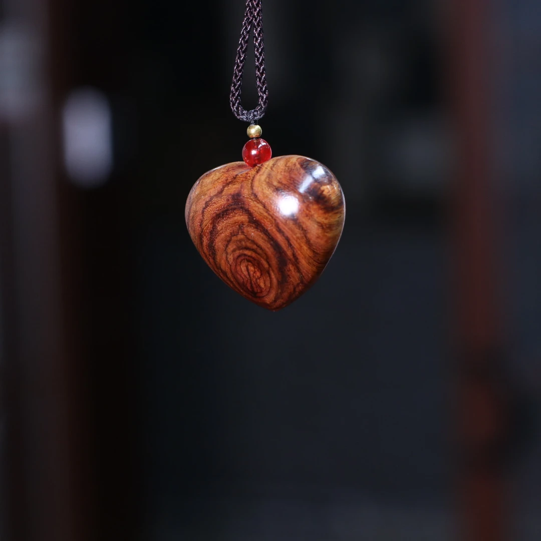 海南黄花梨爱心吊坠（多样性发一）