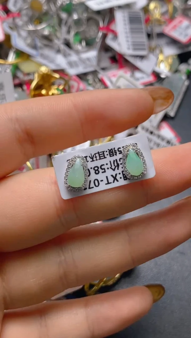 银S925镶嵌戒指翡翠百内无证书
