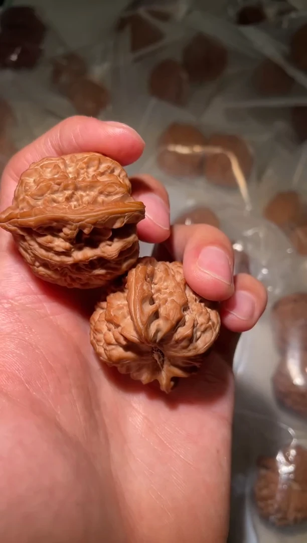 把件文玩核桃阿*三角白