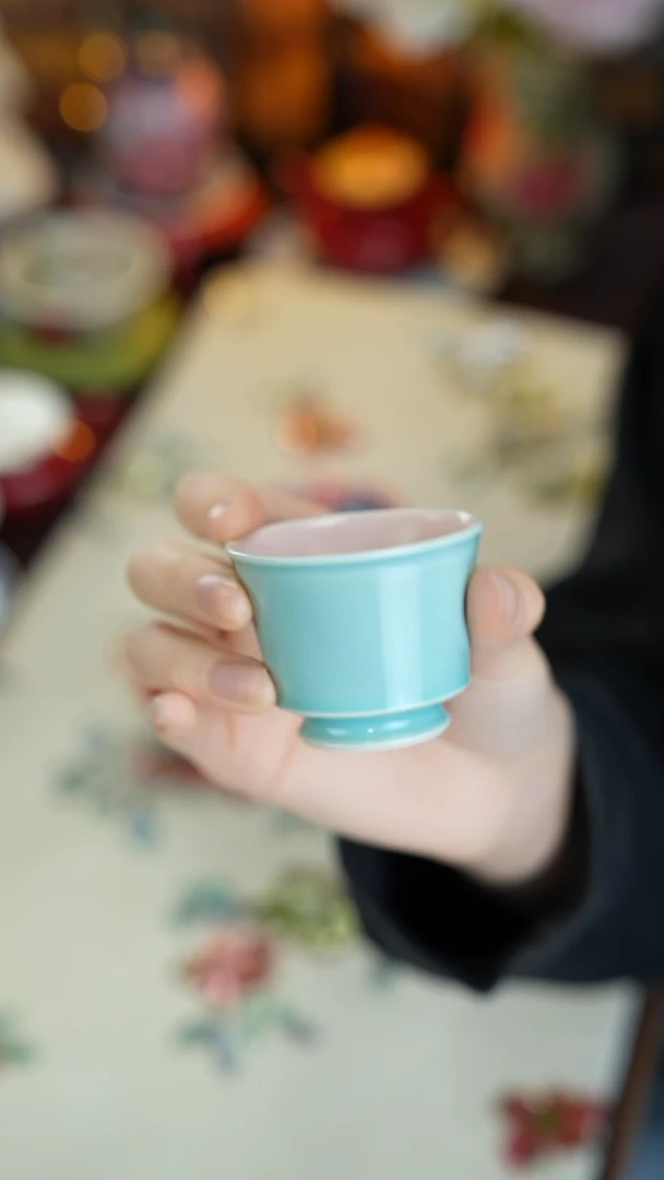 景德镇手工手绘釉下青花雨香斋杯