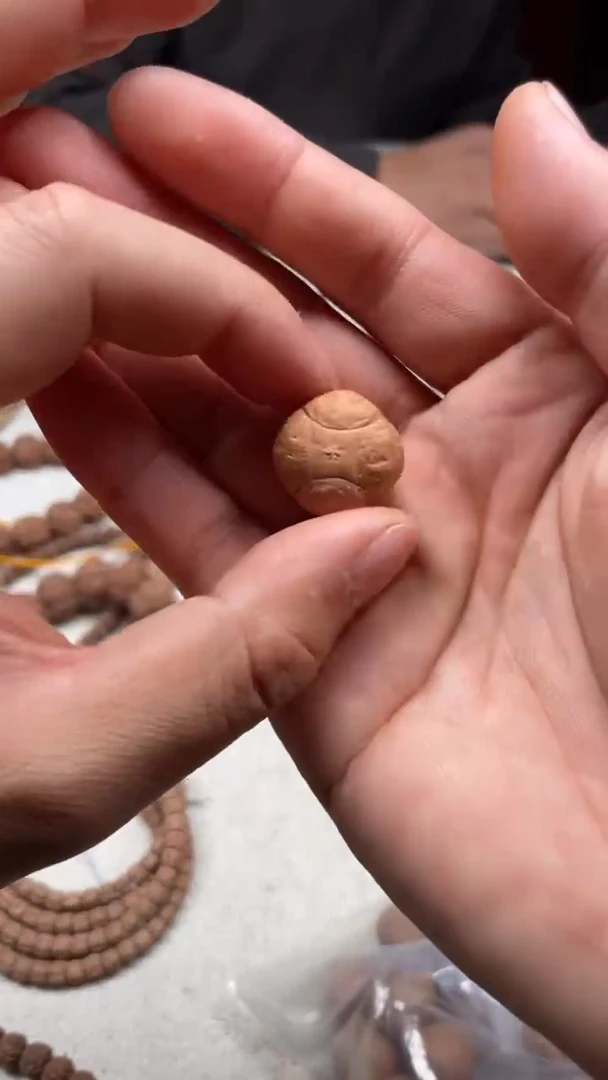 【闪购商品】凤眼菩提把件麒麟眼