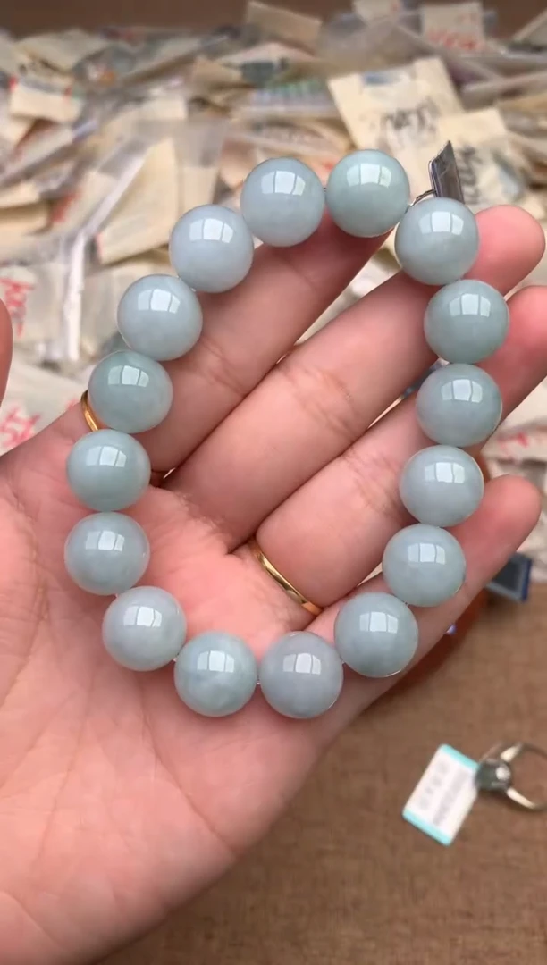 未镶嵌挂件翡翠一