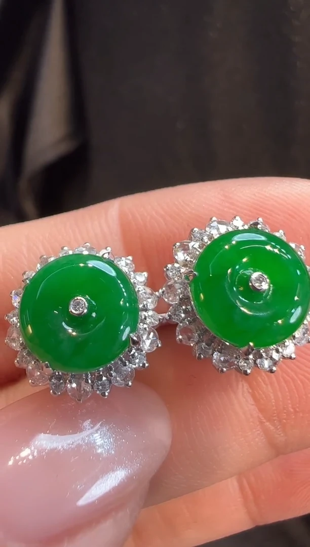 18K金镶嵌翡翠耳饰AL6耳钉