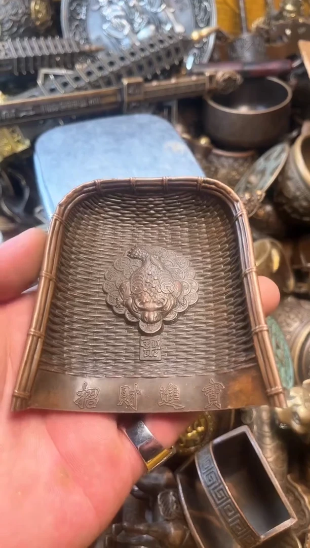 精美铜器 点击下单