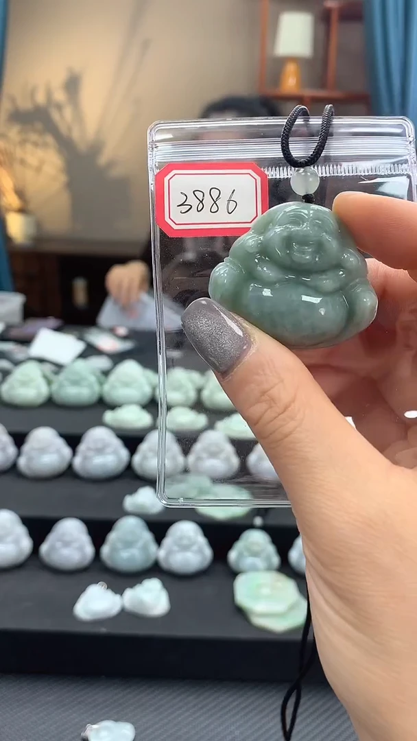 颈饰未镶嵌翡翠佛公3886