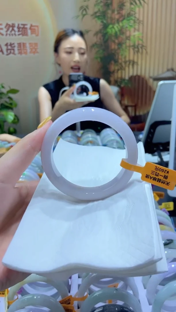 翡翠手镯未镶嵌000032019