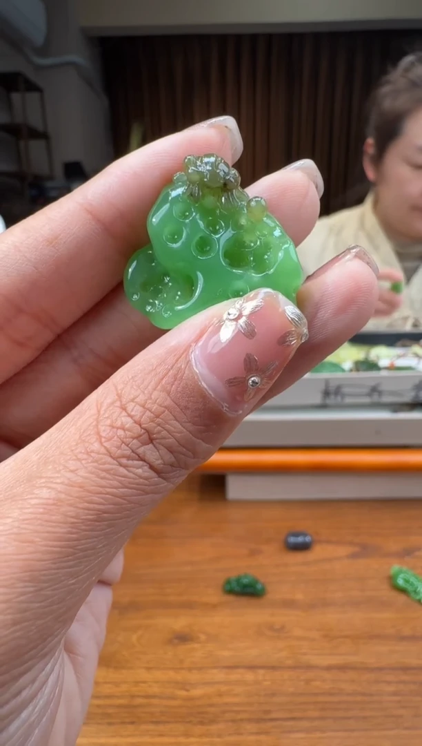 【闪购商品】和田玉74未镶嵌1.20旭里