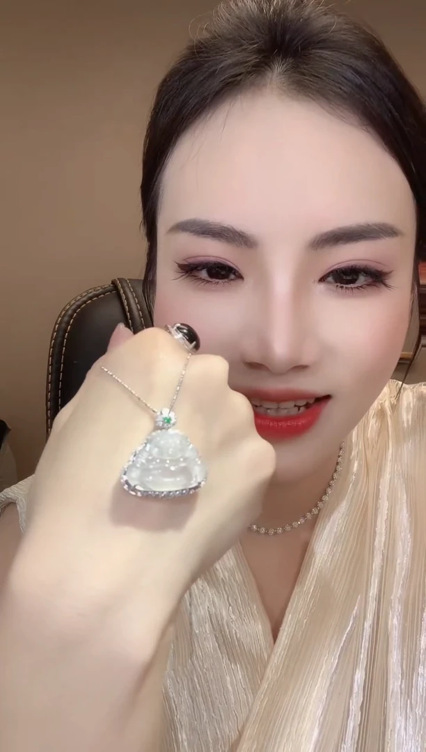 翡翠18K金镶嵌吊坠(不含链)A17