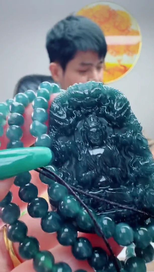 翡翠未镶嵌颈饰多样性随机发其一