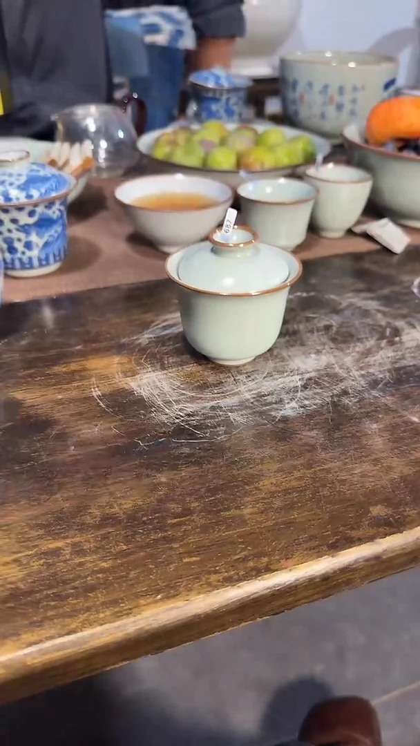 /687汝釉素面盖碗-特