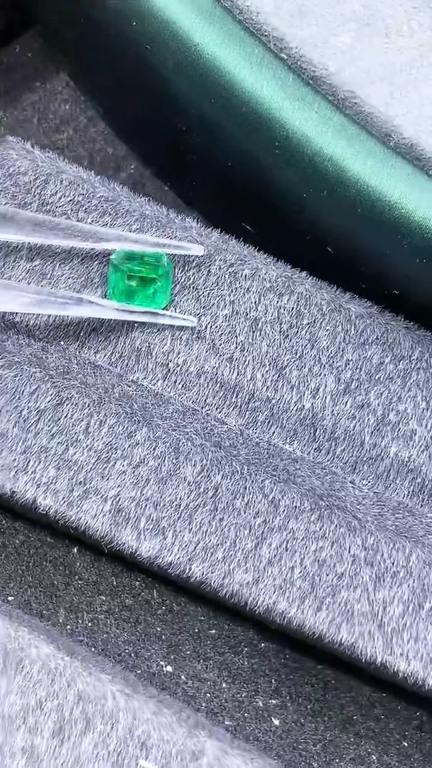 【闪购商品】定制祖母绿定制未镶嵌天然1.09克拉