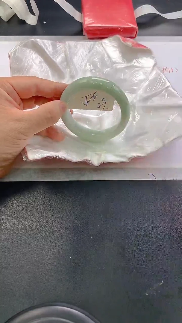 未镶嵌手镯翡翠29
