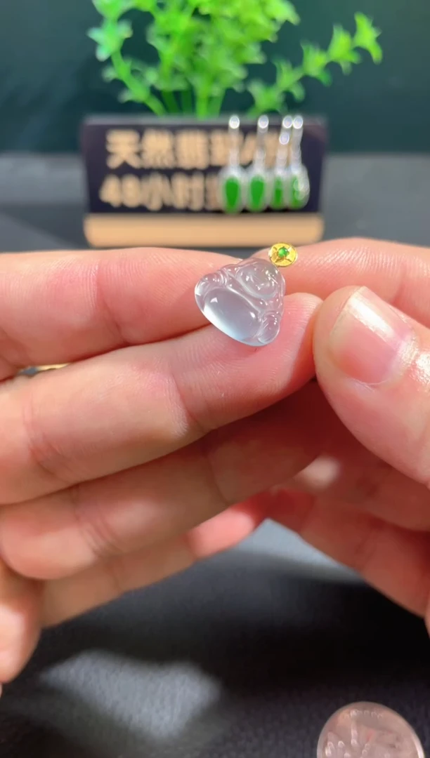 【闪购商品】翡翠颈饰18K金镶嵌翡翠