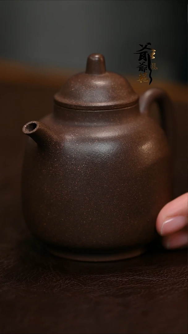 茶壶紫砂想**人宜兴紫砂壶