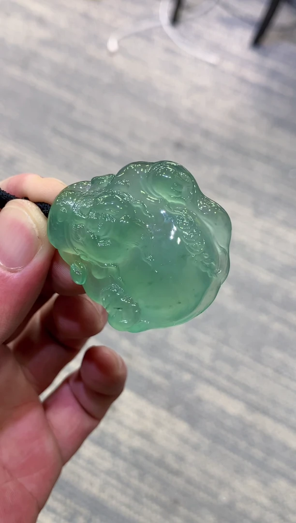 颈饰未镶嵌翡翠天然A货翡翠