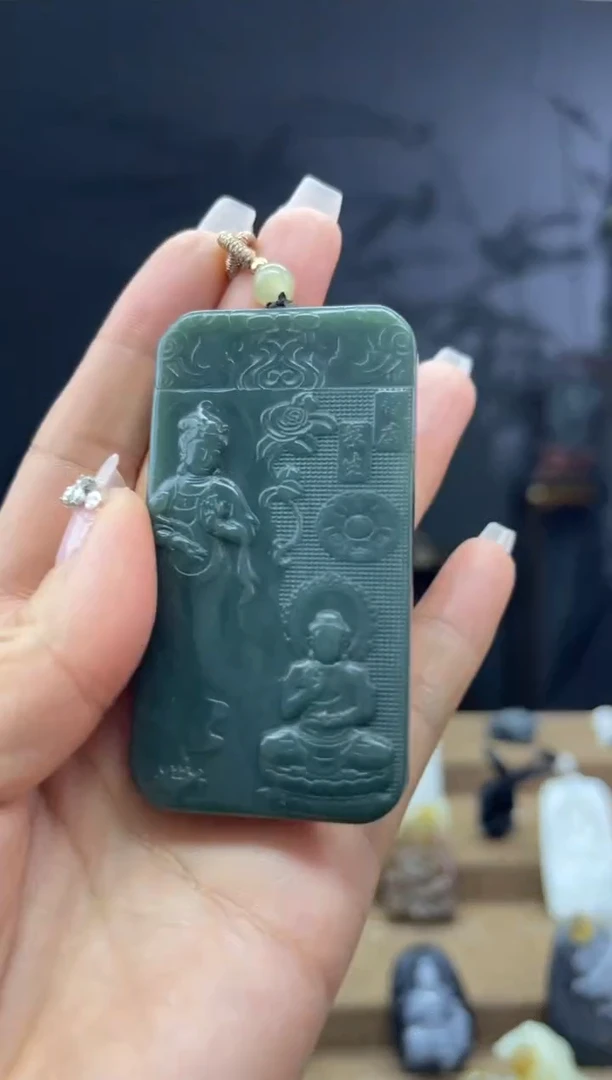 颈饰未镶嵌和田玉1