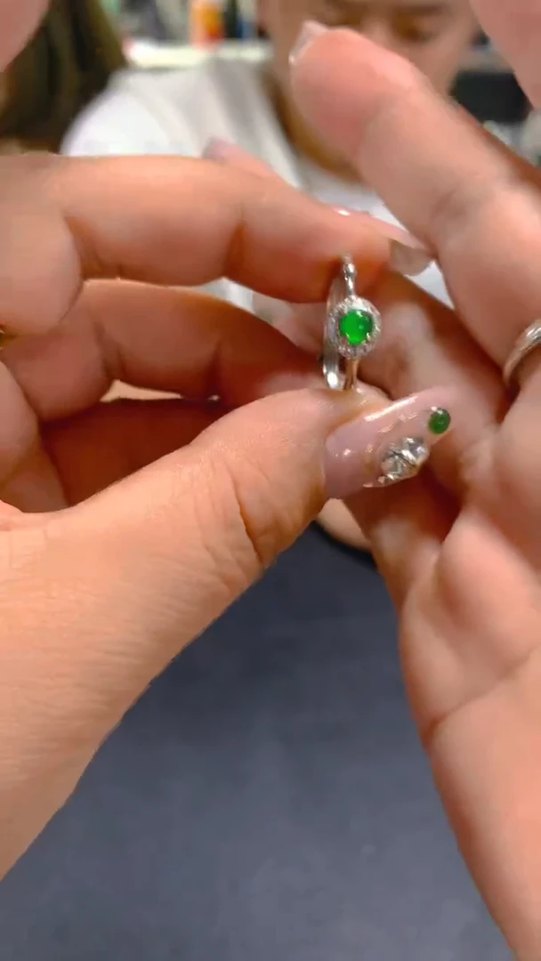 【闪购商品】翡翠戒指未镶嵌0531510834