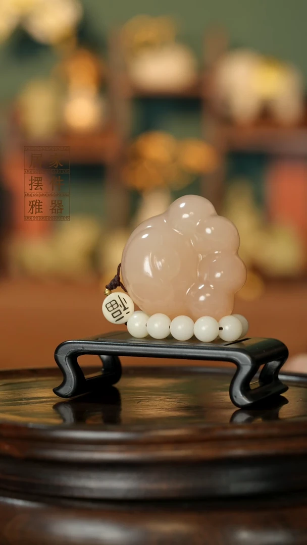 玉《纳福猫爪》摆件