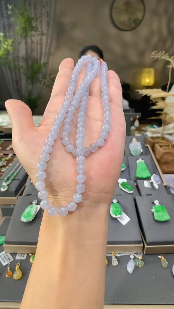 吊坠(不含链)未镶嵌翡翠珠串一条