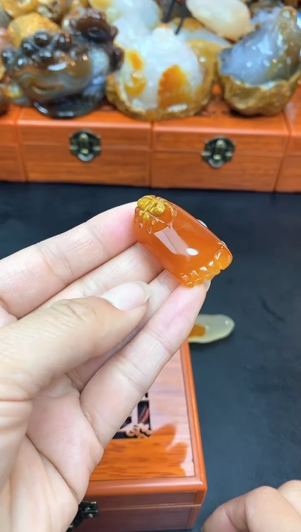 【闪购商品】玛瑙/玉髓珠宝奇石未镶嵌0