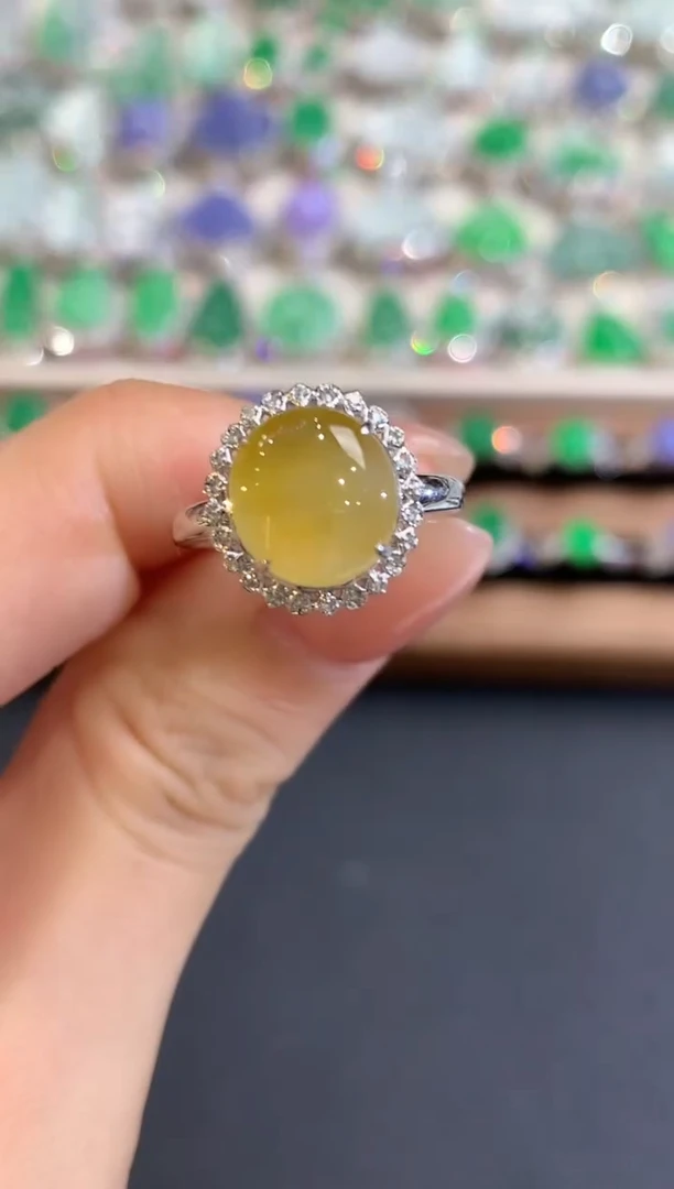 18K金镶嵌戒指翡翠a62