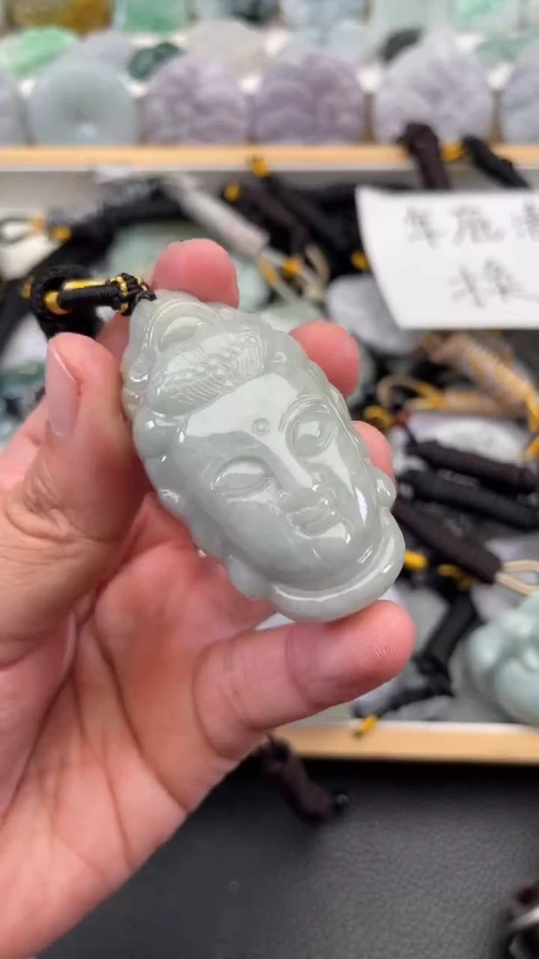 颈饰未镶嵌翡翠天然缅甸翡翠A货51