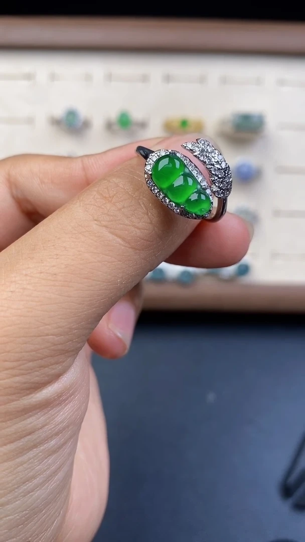 翡翠戒指未镶嵌43356465567