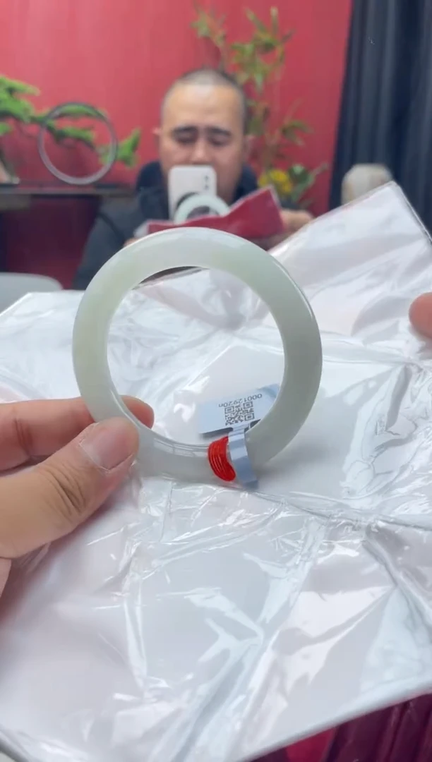 未镶嵌手镯翡翠6