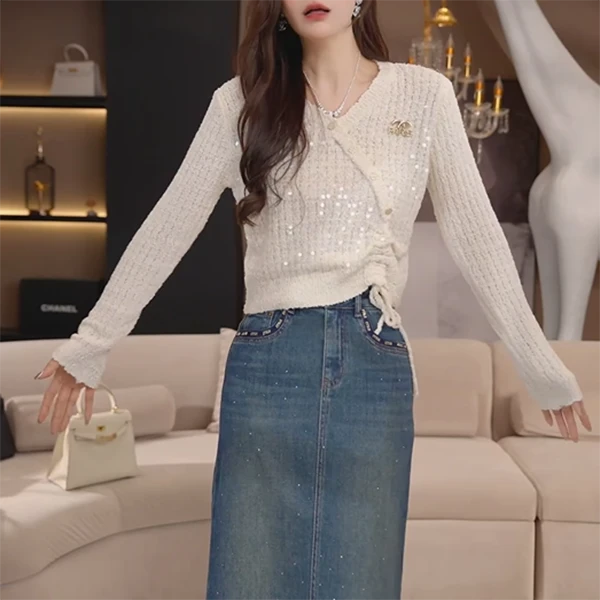 轻奢V领重工亮片针织衫女2025年新款法式新款高级感显瘦百搭上衣