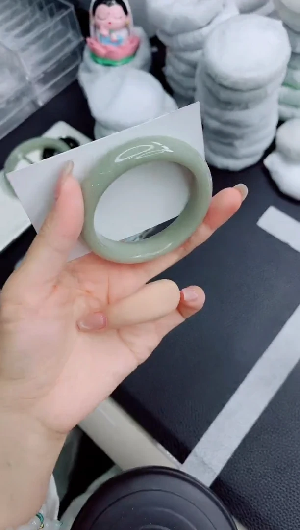 石英质玉手镯未镶嵌95-53.9