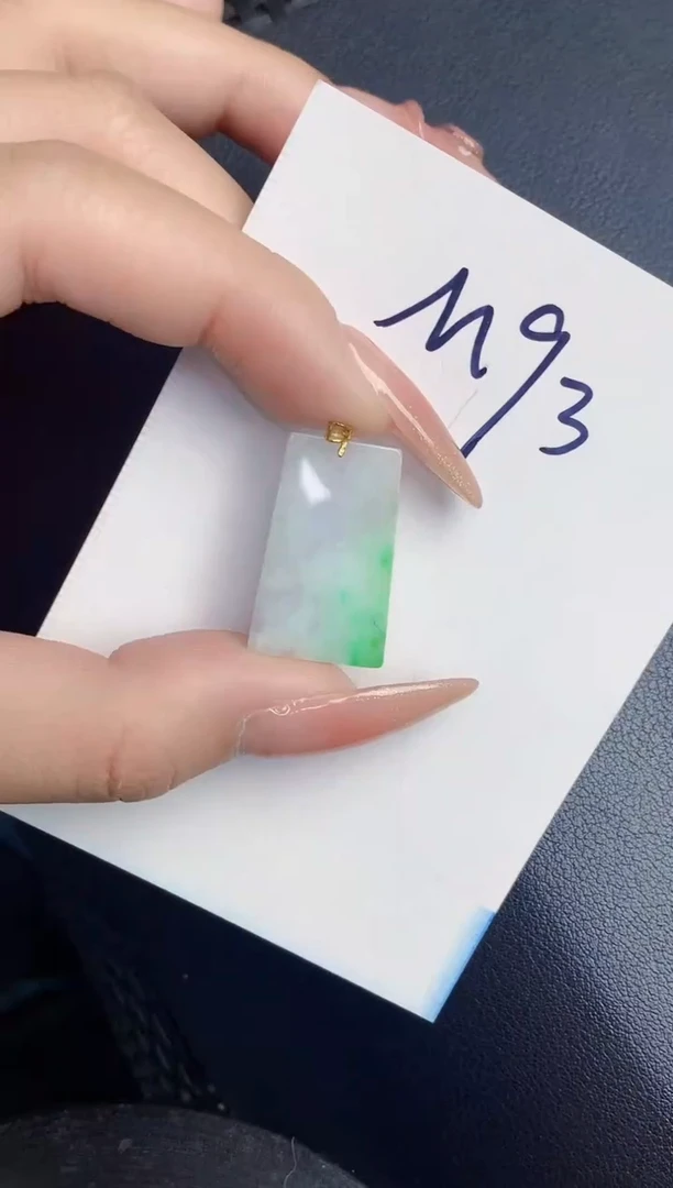 【闪购商品】翡翠颈饰18K金镶嵌000000000