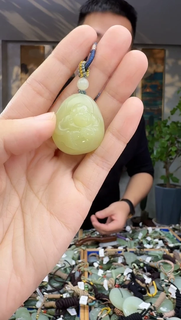 未镶嵌和田玉挂件拍一发一