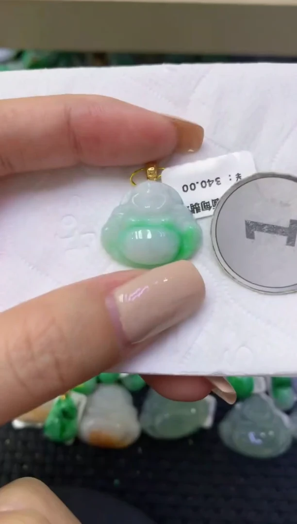 颈饰未镶嵌翡翠天然缅甸翡翠A货