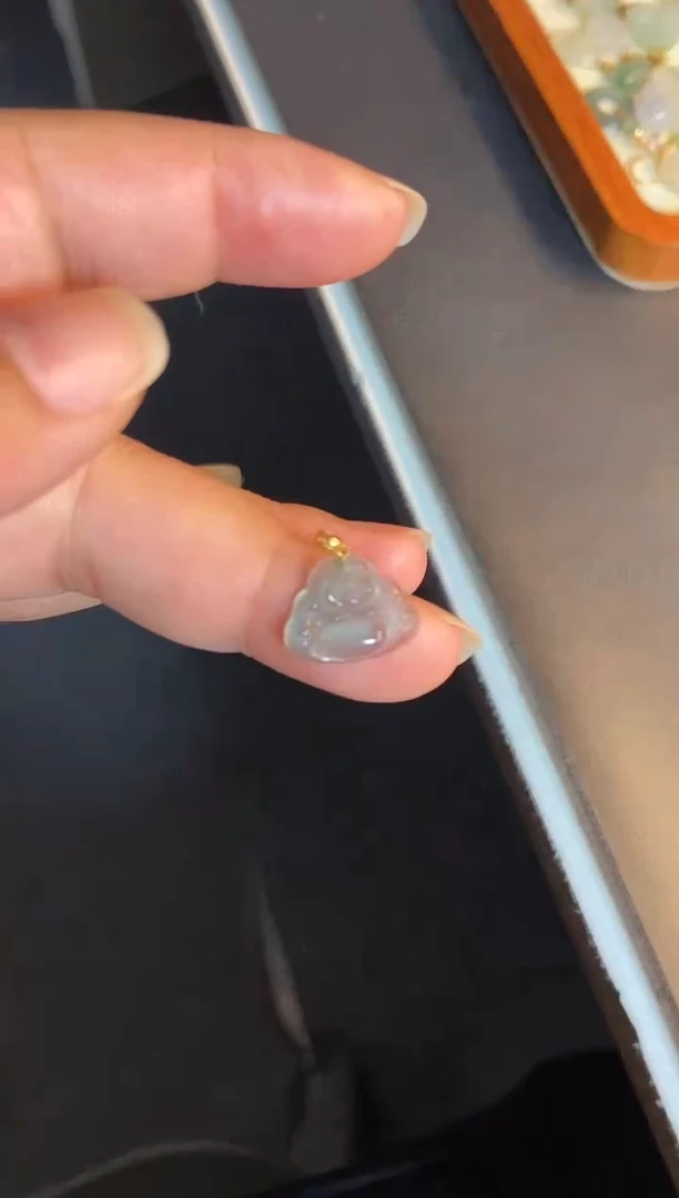 吊坠(不含链)18K金镶嵌翡翠1